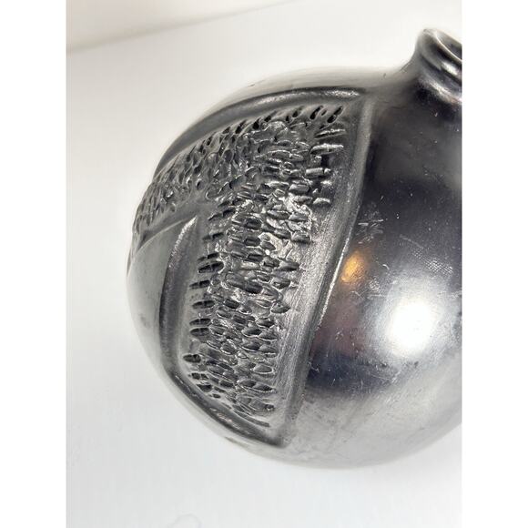 Vtg Barro Negro Vase by Doña Rosa Signed Black Pottery Mexican Folk Coyotepec - Picture 4 of 8